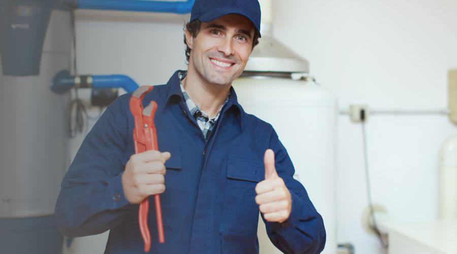Expert burst pipe repair services in Lanark, IL